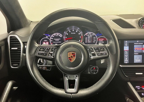 Porsche Cayenne cena 399000 przebieg: 101861, rok produkcji 2018 z Kleszczele małe 781